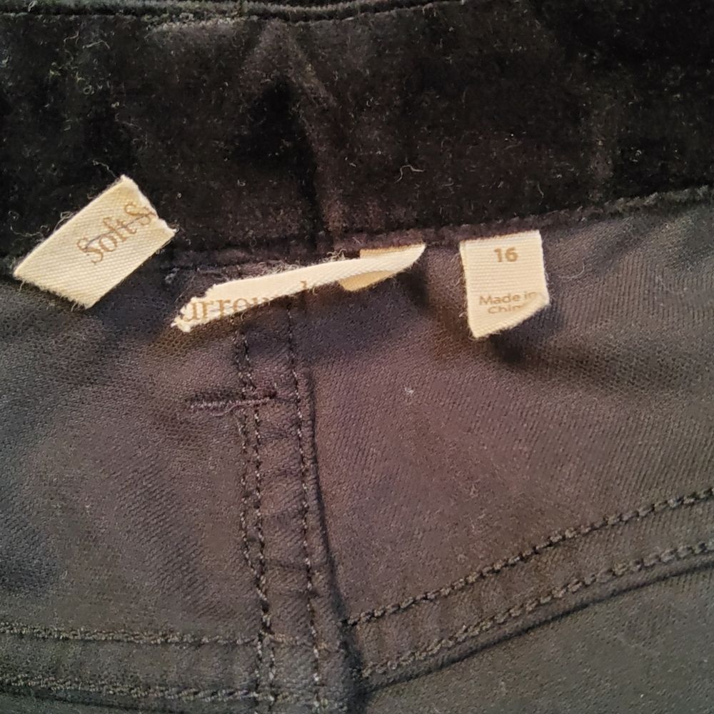 Soft Surroundings Black Velvet Ankle Crop Skinny Pants Size 16 New - Picture 7 of 8